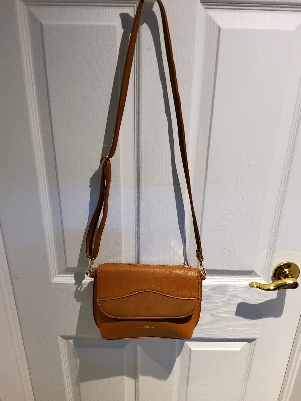 Espe, Robin Crossbody Bag in Tan, Vegan
